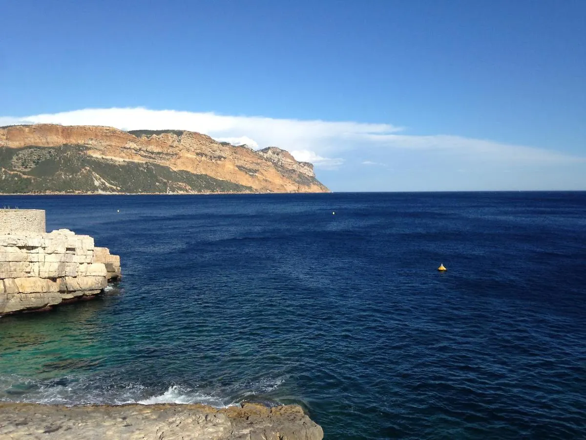 Boutique Hostel By Cassis Guest house