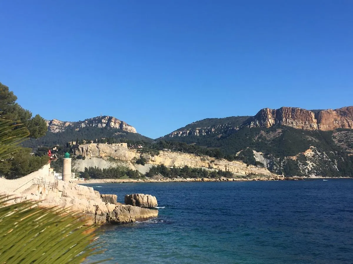 Boutique Hostel By Cassis Guest house